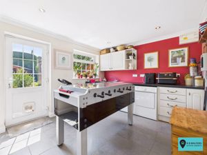 Utility Room- click for photo gallery